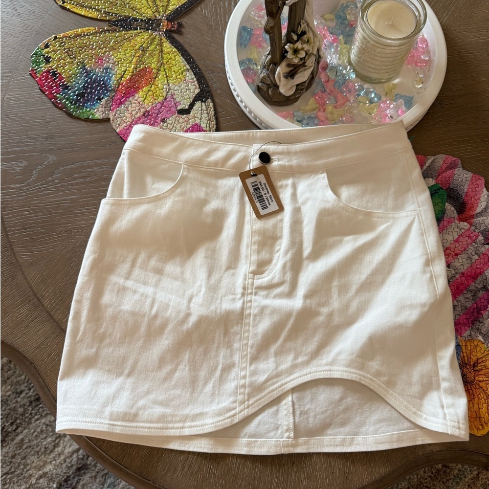 Vestique Mini Skirt Delaney Curved Hem Size Small